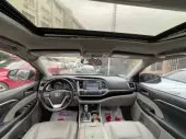 interiorFront