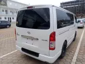 car Right Back