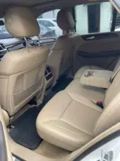 interiorBack