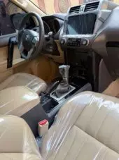 interiorFront