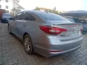 car Right Back