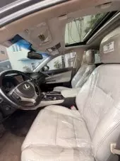 interiorFront
