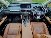 interiorFront
