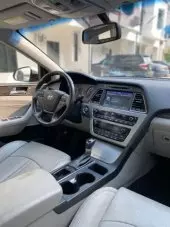 interiorFront