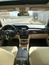 interiorFront