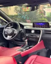 interiorFront