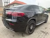 car Right Back