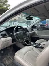 interiorFront