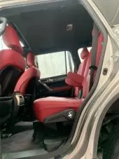 interiorFront