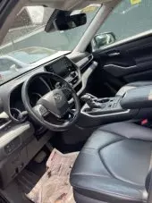 interiorFront
