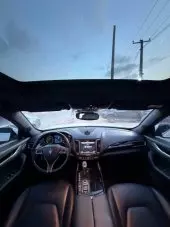 interiorFront
