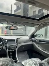 interiorFront