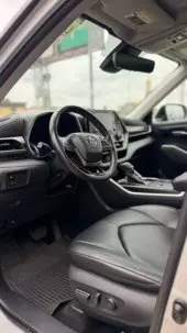 interiorFront