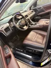 interiorFront