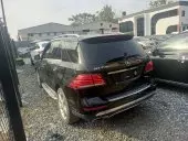 car Right Back