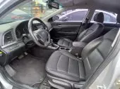 interiorFront