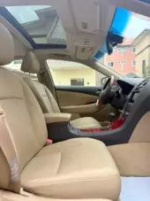 interiorFront