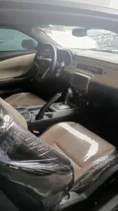 interiorFront