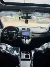 interiorFront