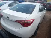 car Right Back