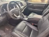 interiorFront