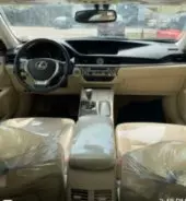 interiorFront