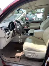 interiorFront