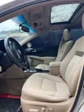 interiorFront