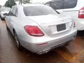 car Right Back