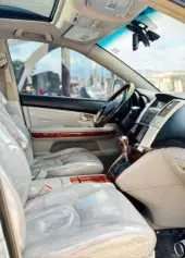 interiorFront