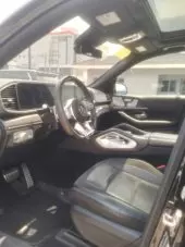 interiorFront