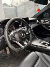 interiorFront