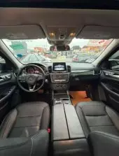interiorFront