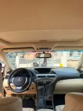 interiorFront