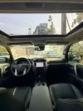 interiorFront