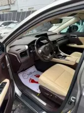 interiorFront