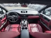 interiorFront