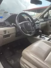 interiorFront