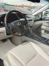 interiorFront