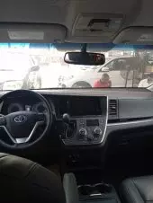 interiorFront