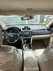 interiorFront