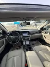 interiorFront