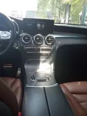 interiorFront