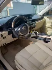 interiorFront