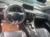 interiorFront