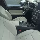 interiorFront
