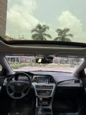 interiorFront