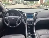 interiorFront