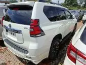 car Right Back