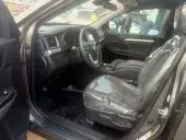 frontInteriorPics